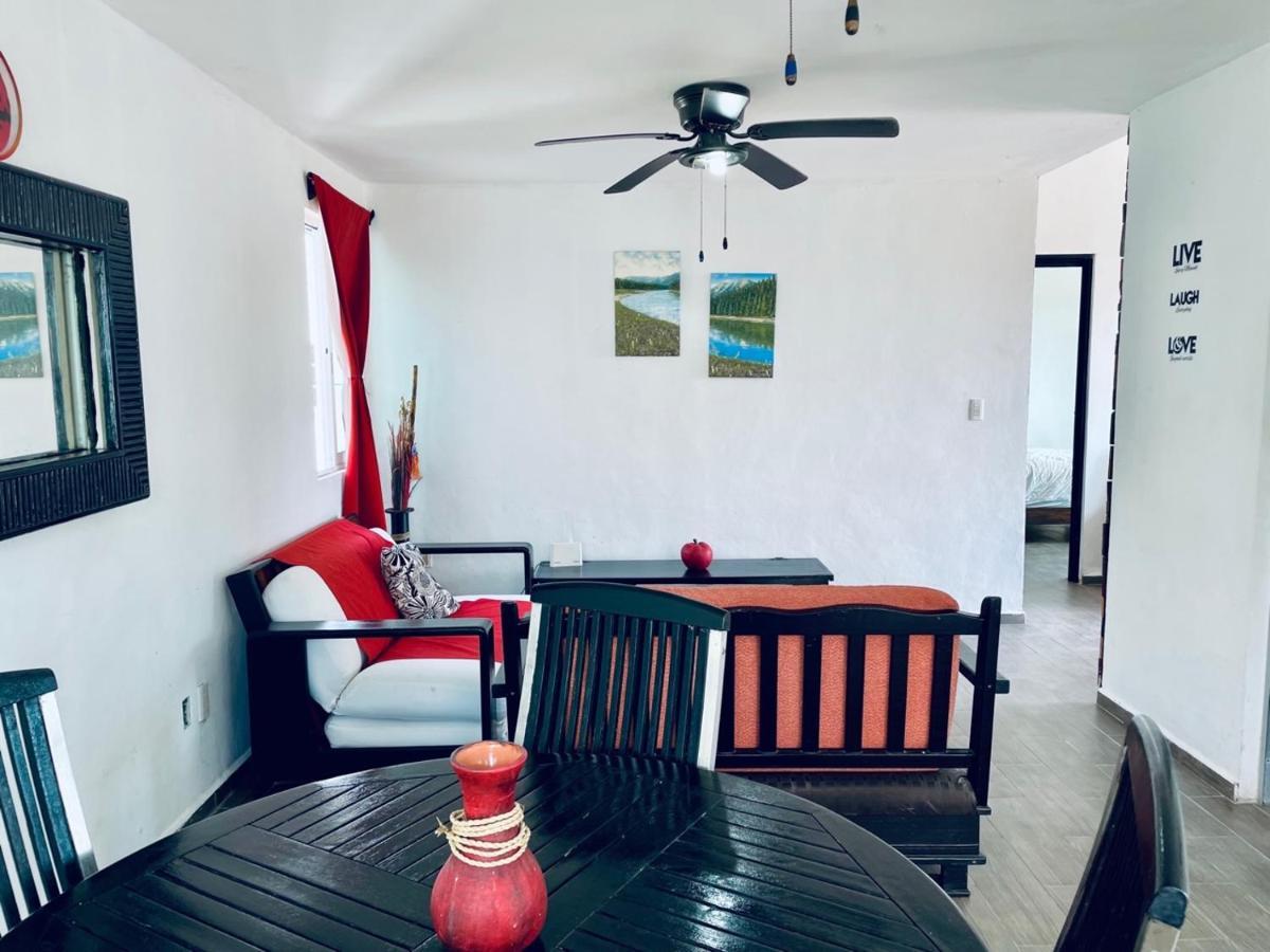 Punta Me Apartments & Rooms Near The Punta Sam Ferry Beach Cancun Bagian luar foto